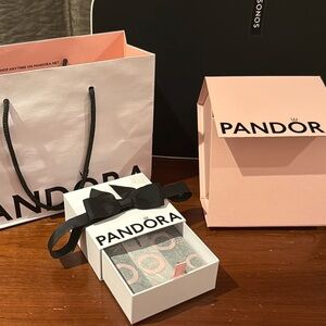 Pandora gift boxes